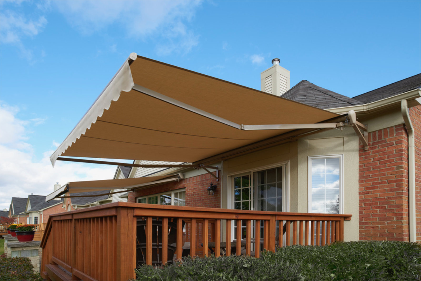 Motorized Retractable Awnings